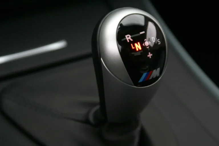 Cutie cu dublu ambreiaj Getrag produsă pentru BMW M3 (descrierea de pe Commons)