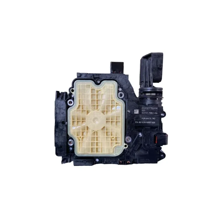 Unitatea de comandă a cutiei S tronic DL382, cod 0CK 927 156 AA, cu eticheta vizibilă