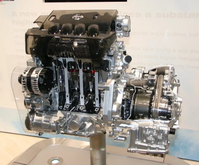 Motor Nissan MR20DE cuplat cu CVT Jatco JF011E