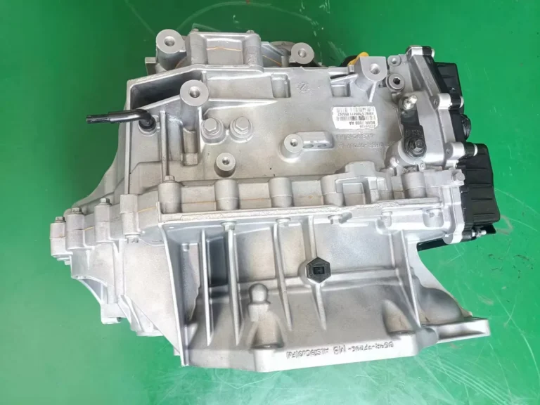 Cutie MPS6 6DCT450 recondiționată, completă, pentru Volvo 1,6T 2WD (vedere laterală cu mecatronica)
